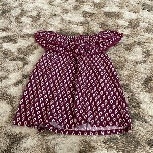 Old Navy maroon shirt Size: youth XL